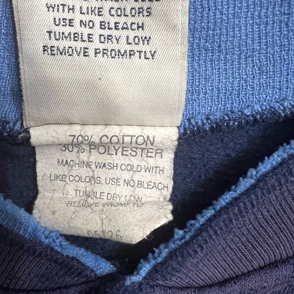 Vintage Crewneck-Hood Canal Graphic Sweatshirt - Picture 11 of 15